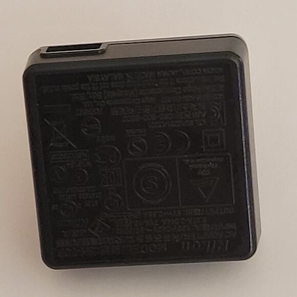 Nikon EH-70P AC Adapter Charger - Picture 3 of 11